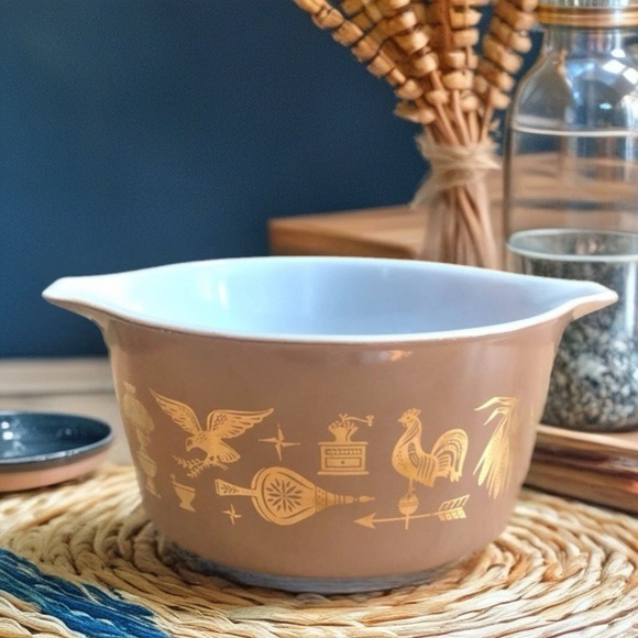 Pyrex Early American 473 Round 1 Quart Casserole Dish - NO LID - Picture 1 of 11